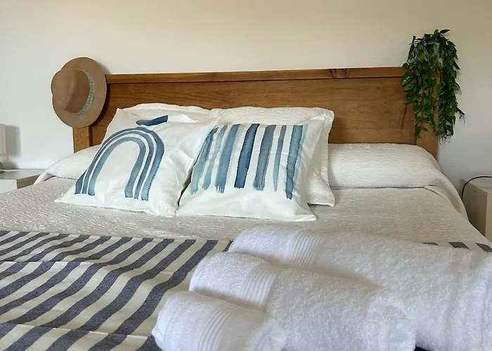 Moderno Con Encanto * لوس رياليخوس