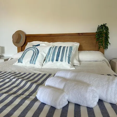 Moderno Con Encanto * 洛斯雷尔雷赫斯